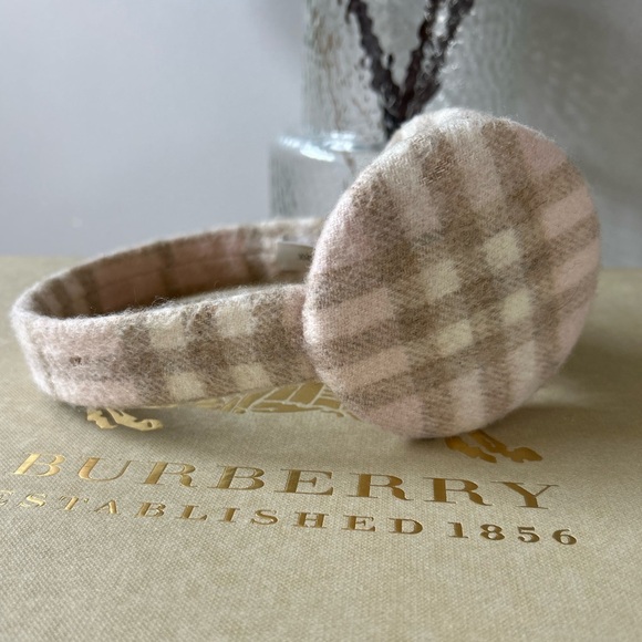 AUTHENTIC BURBERRY CASHMERE PINK PLAID EARMUFFS - Picture 2 of 9